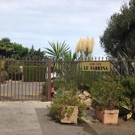 La Fabrina Apartament *